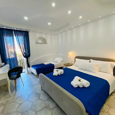 Maison d'hôtes Fior Dei Carmeliti Centre Tropea