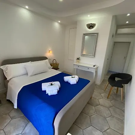 Fior Dei Carmeliti Centre * 特罗佩阿