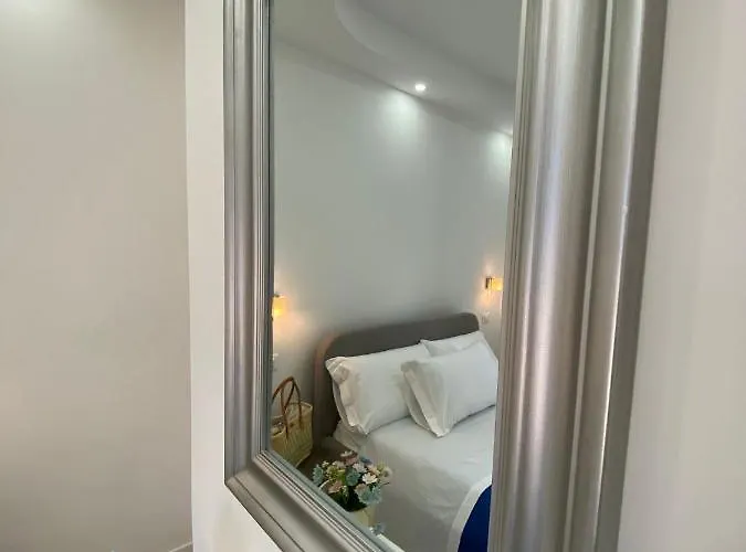 Fior Dei Carmeliti Centre Tropea